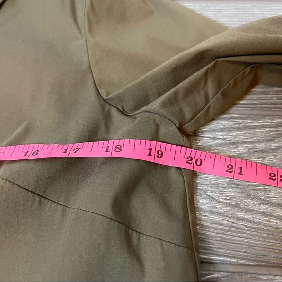 Lafayette 148 poplin tunic top w/ pockets tan sz 8 - Picture 3 of 6